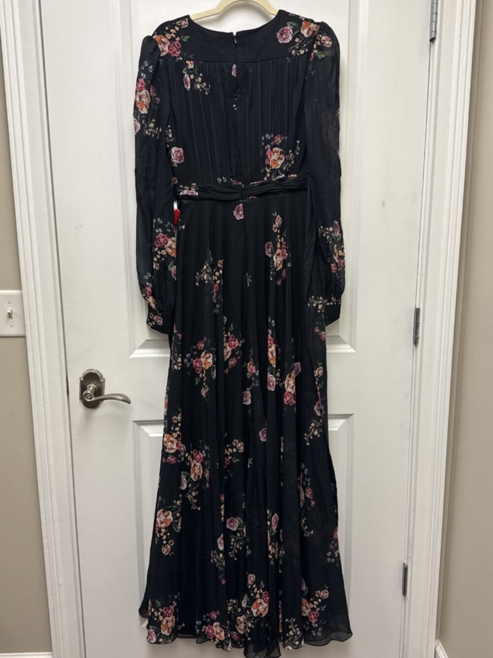 Mac Duggal Size 6 Black Floral 55661 Belted Long Sleeve V-neck Gown Dress Flaws - Picture 10 of 16